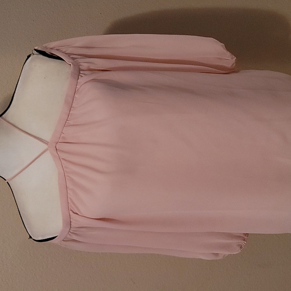 Top - Picture 3 of 16